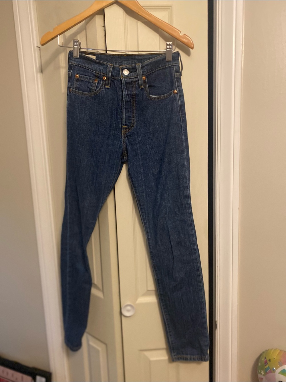 Levi's Women's Skinny Jeans in Dark Blue Denim